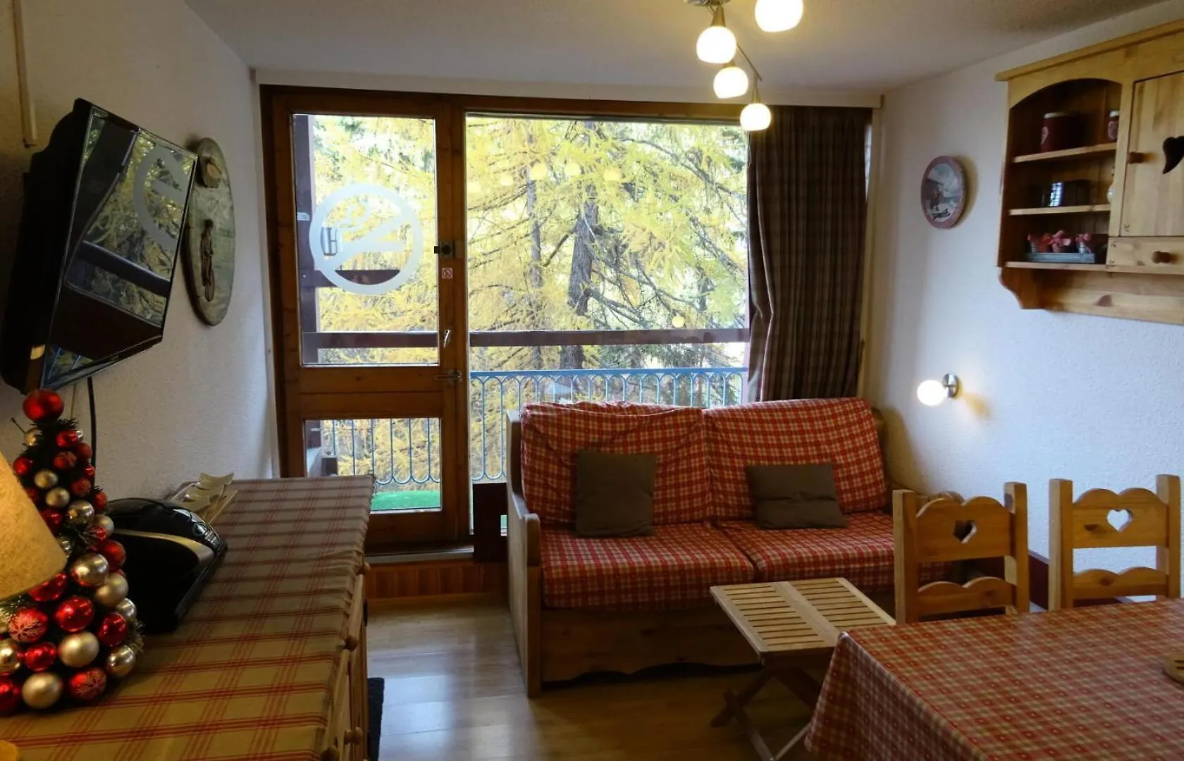 Residence Belles Challes - Beau Studio Pour 4 Personnes Ambiance Chalet, Skis Aux Pieds, Proche Des Commerces, Dans Le Village Du Charvet A Arc 1800 Mae-1793 Les Arcs
