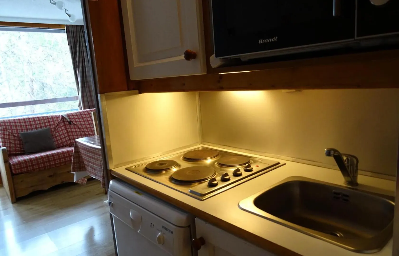 Apartment Residence Belles Challes - Beau Studio Pour 4 Personnes Ambiance Chalet, Skis Aux Pieds, Proche Des Commerces, Dans Le Village Du Charvet A Arc 1800 Mae-1793 Les Arcs