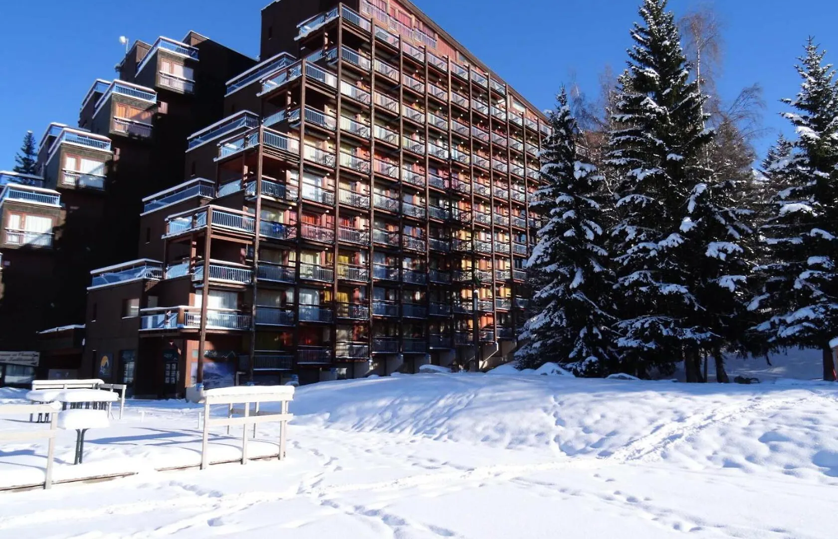Residence Belles Challes - Beau Studio Pour 4 Personnes Ambiance Chalet, Skis Aux Pieds, Proche Des Commerces, Dans Le Village Du Charvet A Arc 1800 Mae-1793 Les Arcs  Apartment Les Arcs (Savoie)